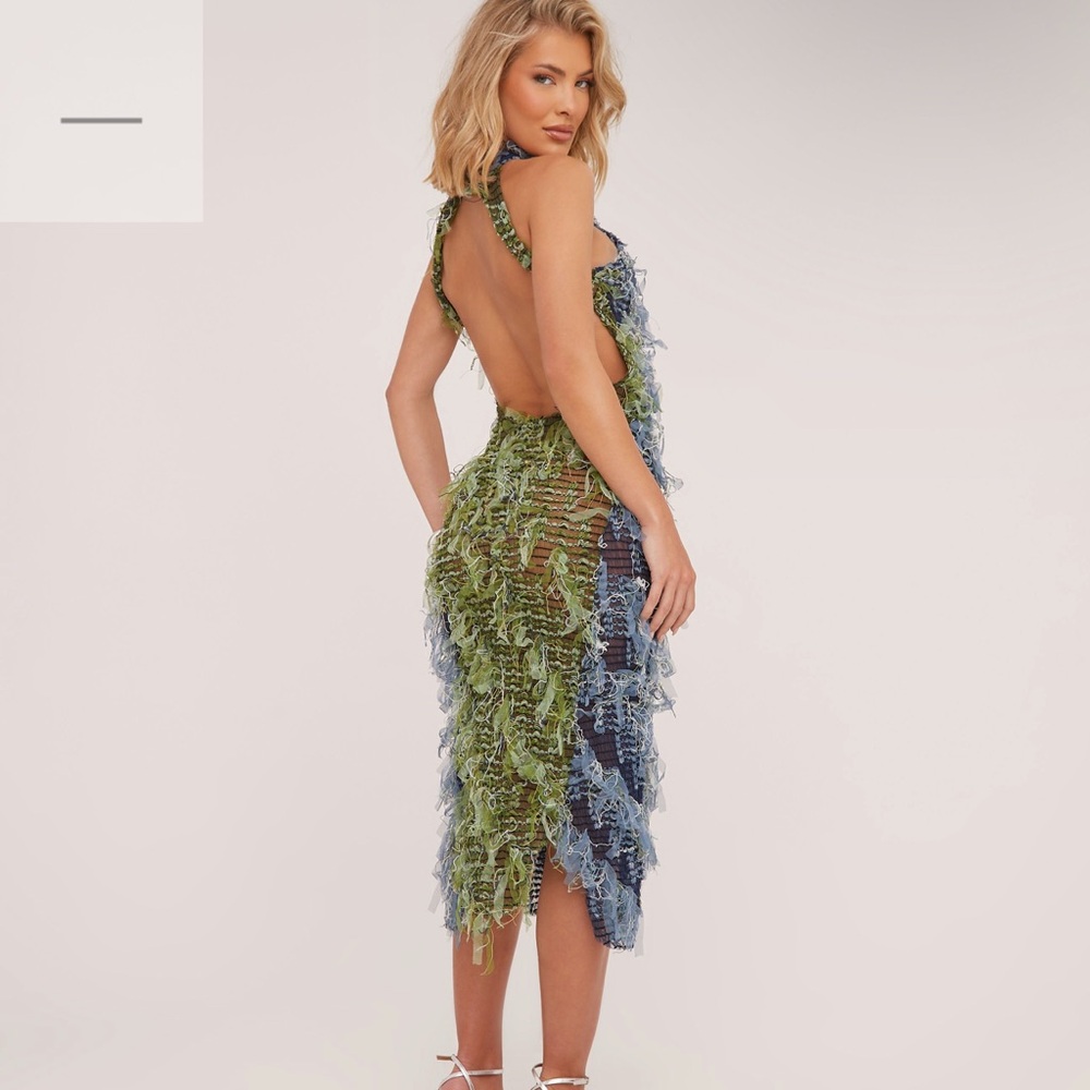 HALTERNECK OPEN BACK DETAIL TEXTURED MIDAXI